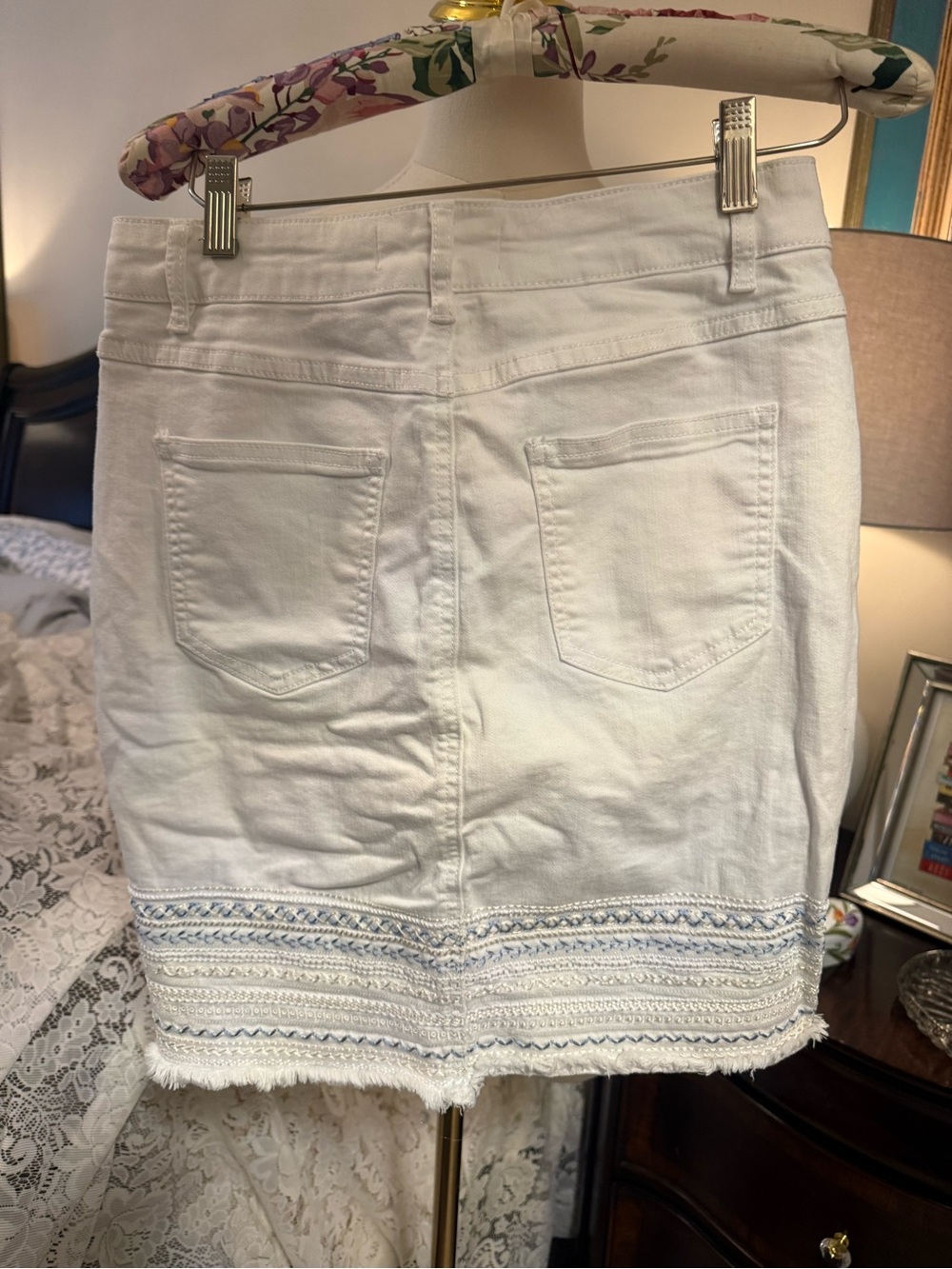 CHARLIE B White Denim Skirt with Lace Detail and Built in Shorts - Picture 3 of 5